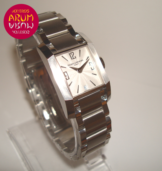 Baume & Mercier Ladies ARUM Ref. 2547 "SOLD" Baume & Mercier Ladies ARUM Ref. 2547 "SOLD"