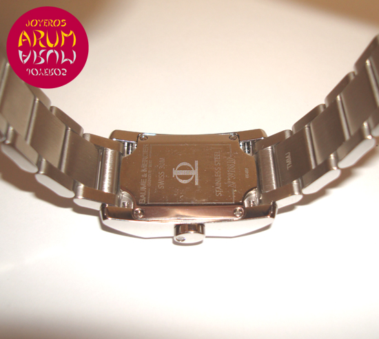 Baume & Mercier Ladies ARUM Ref. 2547 "SOLD" Baume & Mercier Ladies ARUM Ref. 2547 "SOLD"