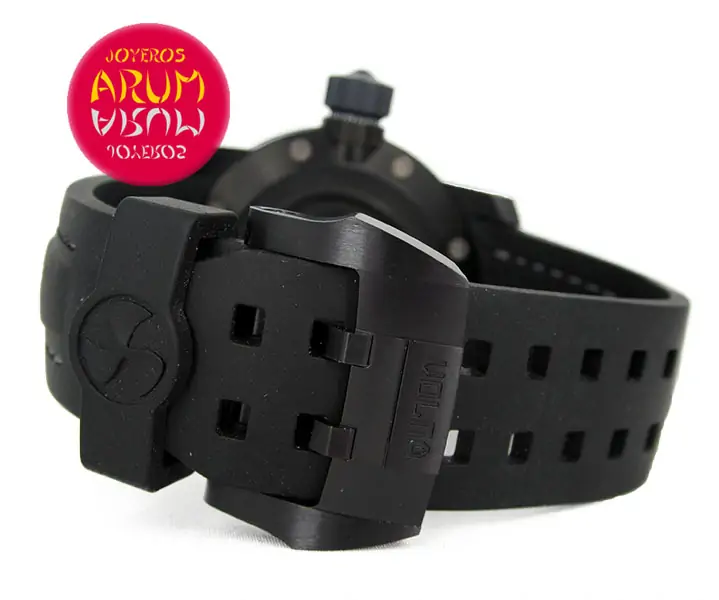 Volna Typhoon Ref. ARUM 3028 "SOLD"