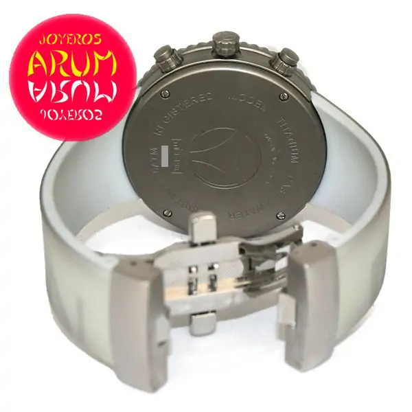 Momo Design Ref.ARUM 3079 "SOLD"