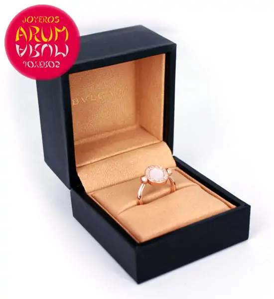 Ring Bvlgari pink gold, onix and mother of pearl Ref.ARUM 113 "S