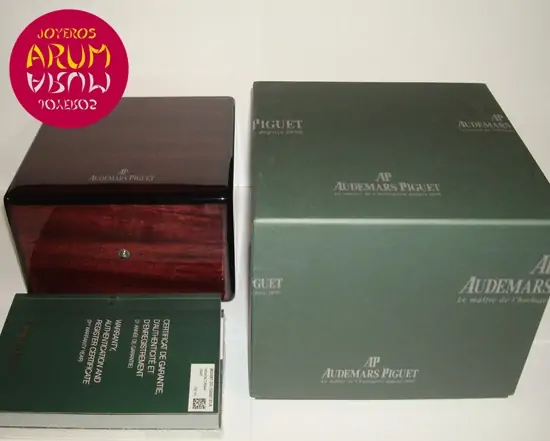 Audemars Piguet Royal Oak ARUM Ref. 2776 "SOLD" Audemars Piguet Royal Oak ARUM Ref. 2776 "SOLD"