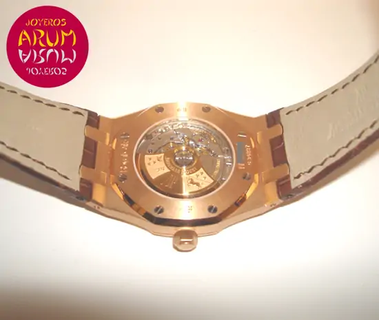 Audemars Piguet Royal Oak ARUM Ref. 2156 "SOLD" Audemars Piguet Royal Oak ARUM Ref. 2156 "SOLD"