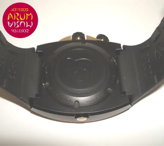 Bell & Ross BR02 Diver ARUM Ref. 2611 "SOLD" Bell & Ross BR02 Diver ARUM Ref. 2611 "SOLD"