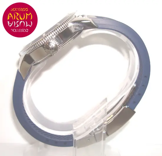 Breitling Superocean ARUM Ref. 2811 "SOLD"