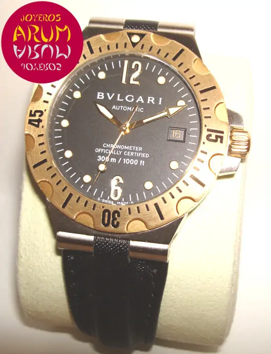 Bulgari Diagono Scuba ARUM Ref. 2221 Bulgari Diagono Scuba ARUM Ref. 2221