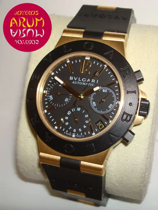 Bulgari Diagono Chrono Rubber & Gold "SOLD" Bulgari Diagono Chrono Rubber & Gold "SOLD"
