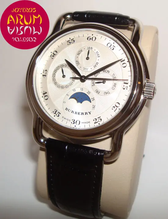 Burberry Heritage "SOLD"