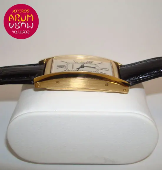 Cartier Tank Americaine "SOLD"