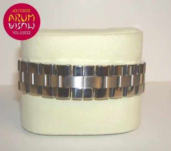 Cartier Roadster ARUM Ref. 2168 "SOLD" Cartier Roadster ARUM Ref. 2168 "SOLD"