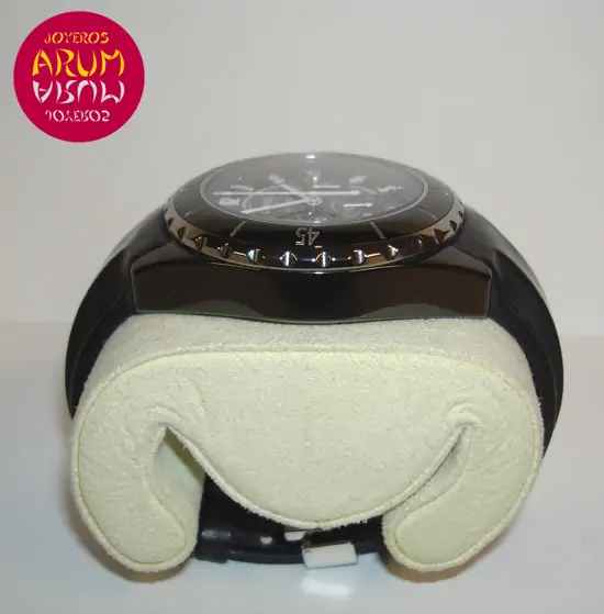 Chanel J12 Chrono Chanel J12 Chrono