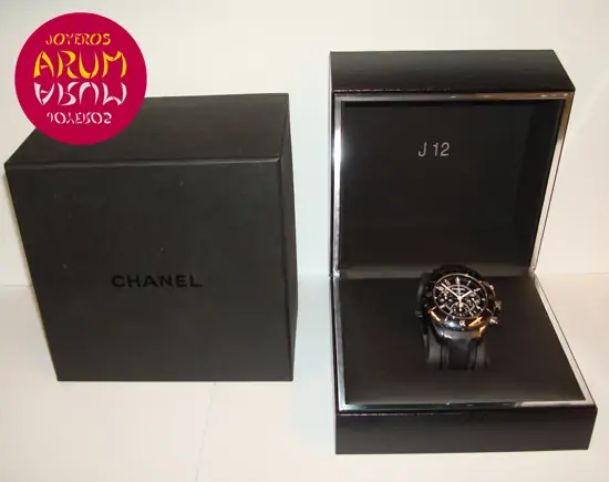 Chanel J12 Chrono Chanel J12 Chrono