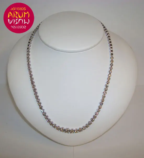 White gold necklace with brilliants 5,20 qts "SOLD"