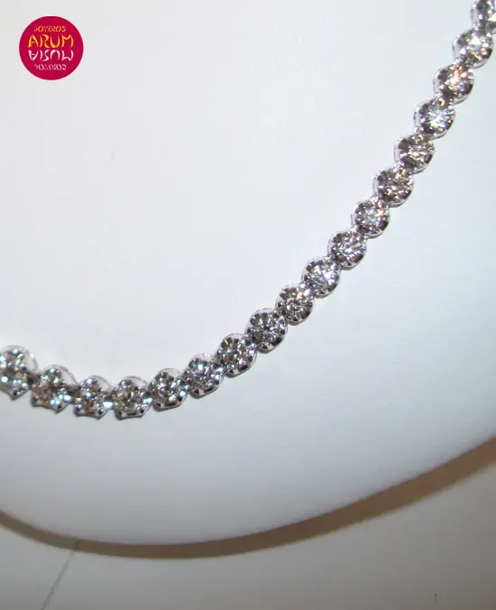 White gold necklace with brilliants 5,20 qts "SOLD"