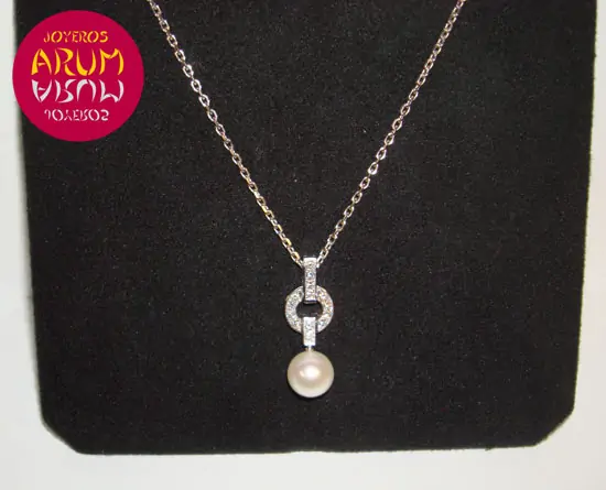 Cartier Necklace Brilliants & Pearl "SOLD"