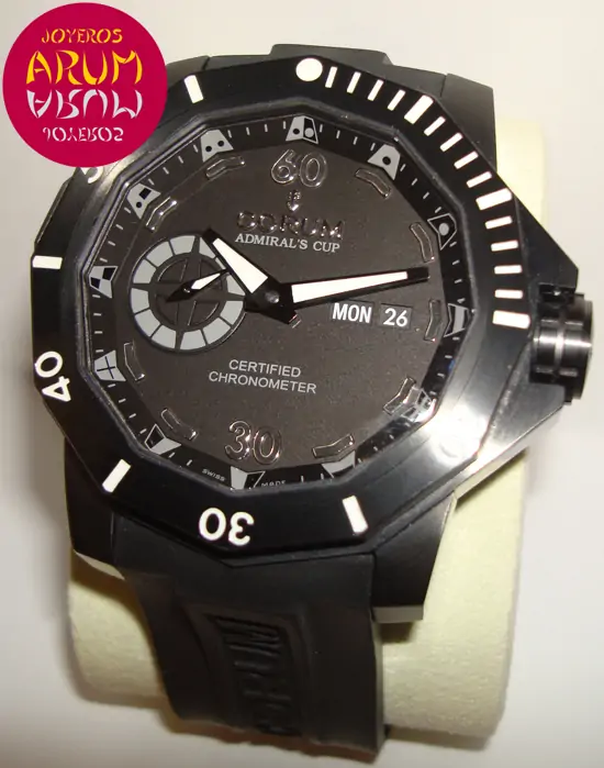 Corum Admiral´s Cup Deep Hull 48 "SOLD"