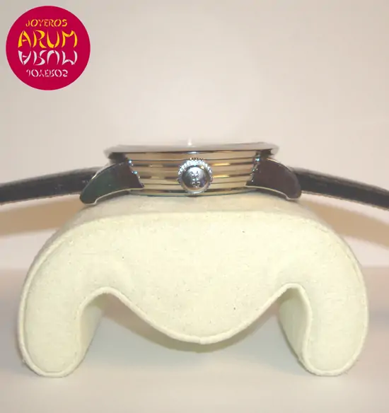 Corum Reserve de Marche ARUM Ref. 2352