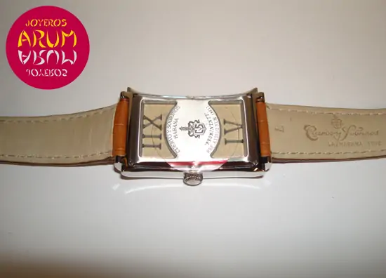 Cuervo y Sobrinos Prominente "SOLD"