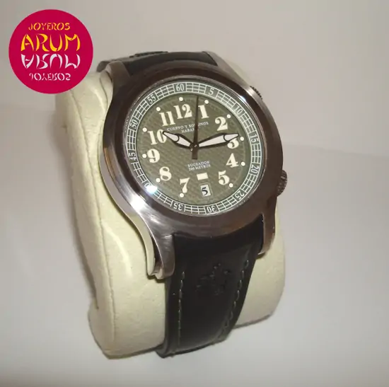 Cuervo y Sobrinos Robusto Buceador "SOLD" Cuervo y Sobrinos Robusto Buceador "SOLD"