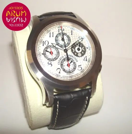 Cuervo y Sobrinos Robusto Calendario "SOLD" Cuervo y Sobrinos Robusto Calendario "SOLD"