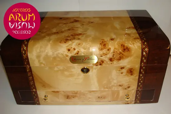 Cuervo y Sobrinos Pirata "SOLD"