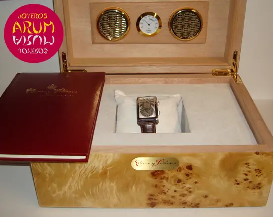 Cuervo y Sobrinos Prominente Dual Time "SOLD"