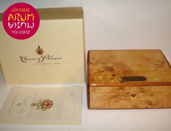 Cuervo y Sobrinos Robusto Tricalendógrafo "SOLD" Cuervo y Sobrinos Robusto Tricalendógrafo "SOLD"