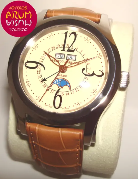 Cuervo y Sobrinos Robusto Tricalendografo "SOLD"