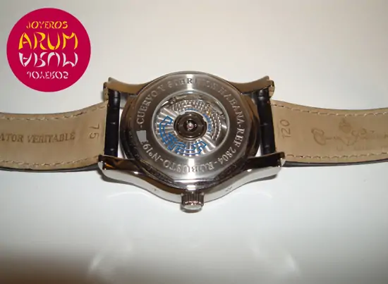 Cuervo y Sobrinos Robusto Tricalendógrafo