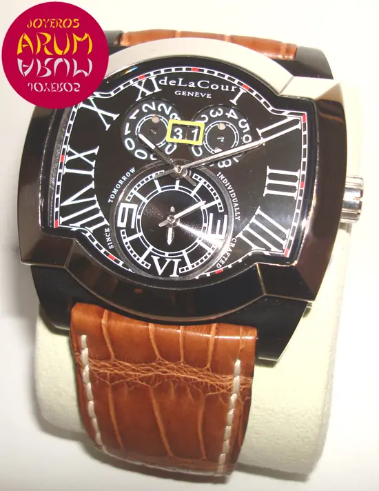 DeLaCour Saqra ARUM Ref. 2177 "SOLD"