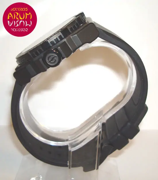 S.T. Dupont Raid ARUM Ref. 2426 "SOLD" S.T. Dupont Raid ARUM Ref. 2426 "SOLD"