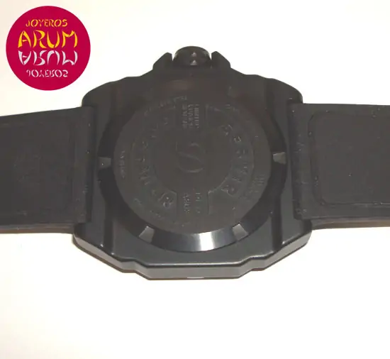 S.T. Dupont Raid ARUM Ref. 2426 "SOLD" S.T. Dupont Raid ARUM Ref. 2426 "SOLD"