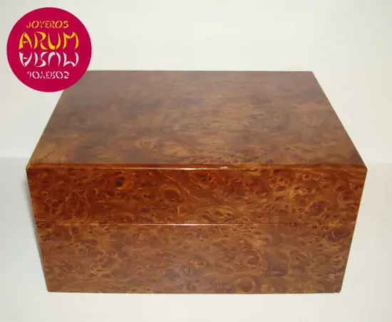 Girard Perregaux Ferrari ARUM Ref. 2599 "SOLD" Girard Perregaux Ferrari ARUM Ref. 2599 "SOLD"