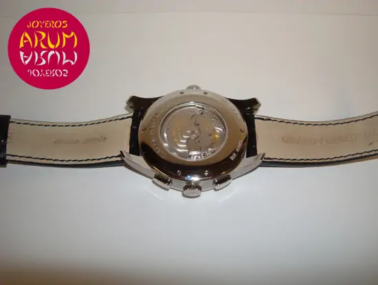 Girard Perregaux World Timer WW.TC "SOLD" Girard Perregaux World Timer WW.TC "SOLD"