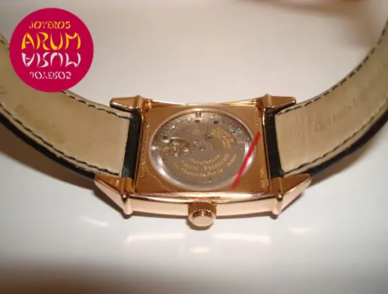 Girard Perregaux Vintage 1945 "SOLD" Girard Perregaux Vintage 1945 "SOLD"