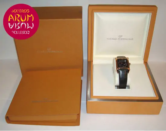 Girard Perregaux Vintage 1945 "SOLD" Girard Perregaux Vintage 1945 "SOLD"