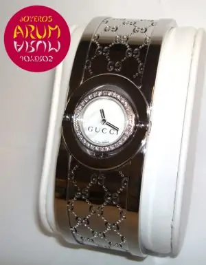 Gucci Twirl Collection