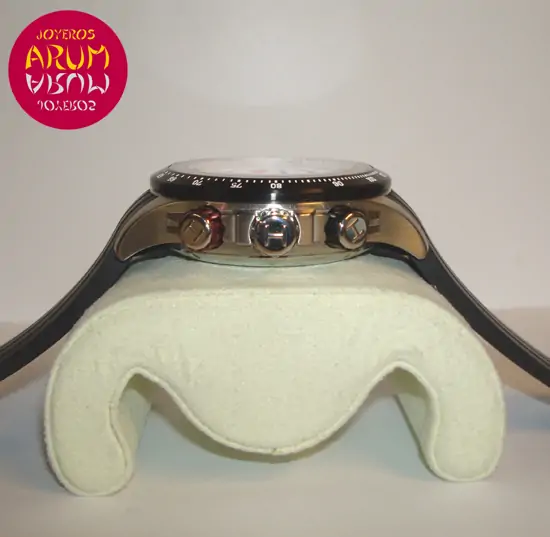 Hamilton Khaki Tachymiler RA2032 "sold"