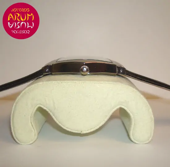 Hamilton Ventura "Men in Black" RA1798 "SOLD"