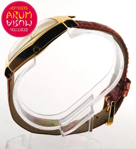 Hamilton Ventura ARUM Ref. 3373 "SOLD" Hamilton Ventura ARUM Ref. 3373 "SOLD"