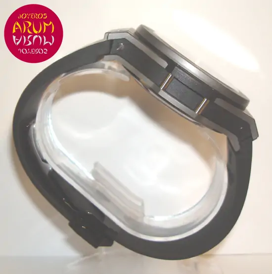 Hublot Big Bang ARUM Ref. 2653 "SOLD" Hublot Big Bang ARUM Ref. 2653 "SOLD"