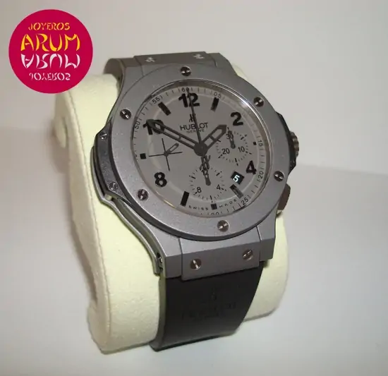 Hublot Big Bang Tantalum AR$UM Ref. 2479 "SOLD" Hublot Big Bang Tantalum AR$UM Ref. 2479 "SOLD"