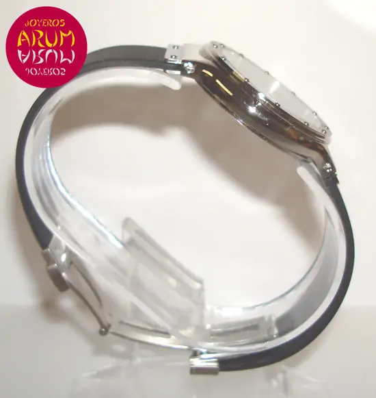 Hublot Classic ARUM Ref. 2495 "SOLD" Hublot Classic ARUM Ref. 2495 "SOLD"