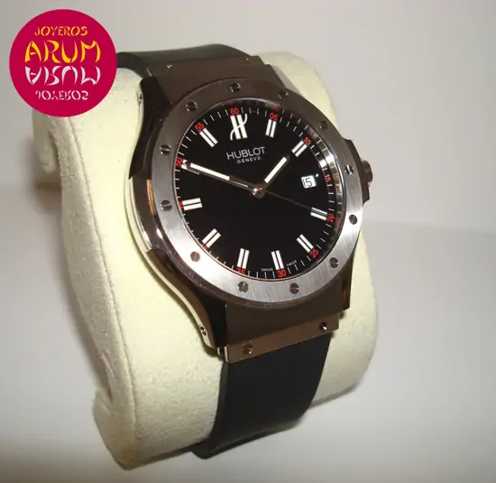 Hublot Classic Maxi "SOLD"