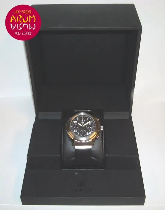 Hublot Elegant Chrono ARUM Ref. 827 "SOLD" Hublot Elegant Chrono ARUM Ref. 827 "SOLD"