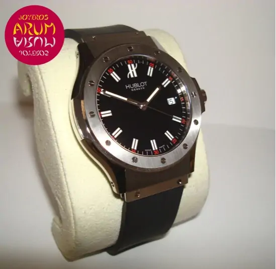 Hublot Classic Maxi "SOLD"