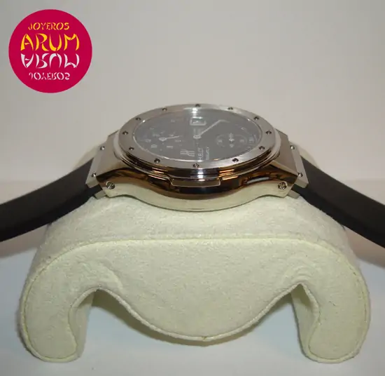 Hublot Regulateur "SOLD" Hublot Regulateur "SOLD"