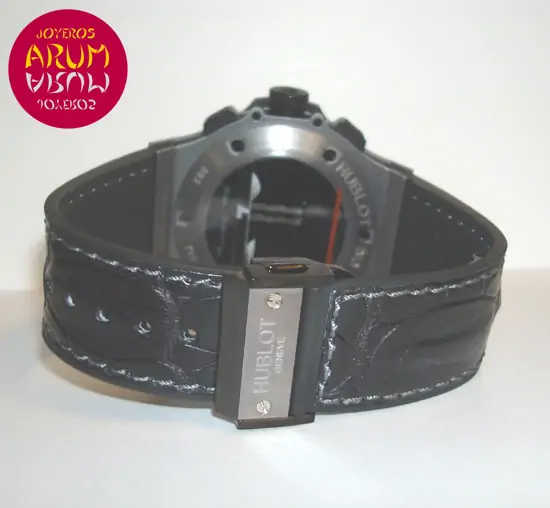 Hublot Big Bang Oscar Niemeyer ARUM Ref. 2637 "SOLD" Hublot Big Bang Oscar Niemeyer ARUM Ref. 2637 "SOLD"