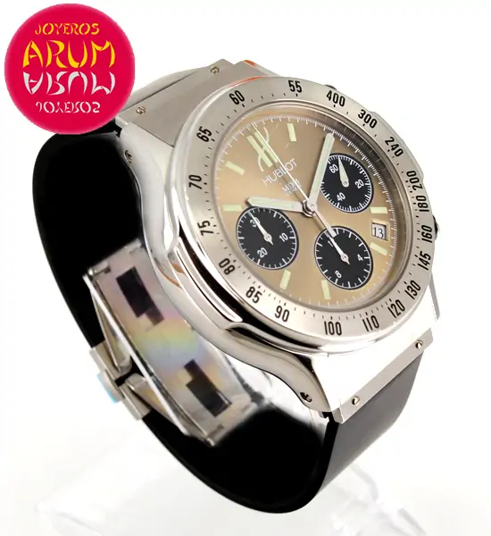 Hublot Super B Chronograph ARUM Ref. 3402 "SOLD"
