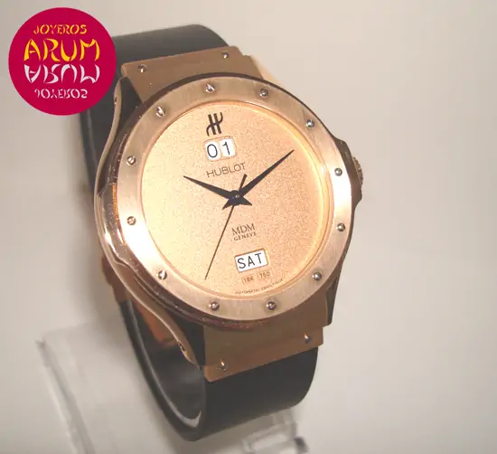 Hublot Classic Day Date ARUM Ref. 2681 "SOLD" Hublot Classic Day Date ARUM Ref. 2681 "SOLD"